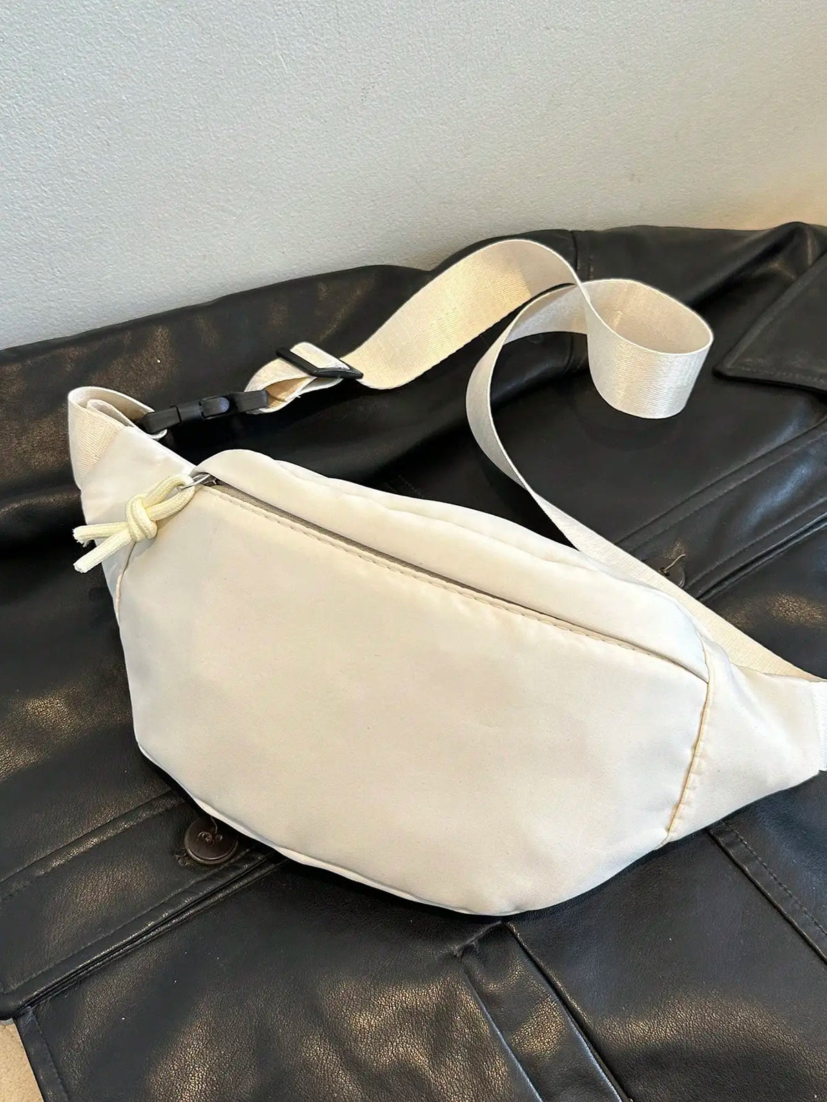 Aerocandy Unisex Nylon Fanny Pack Waist Sling Bag